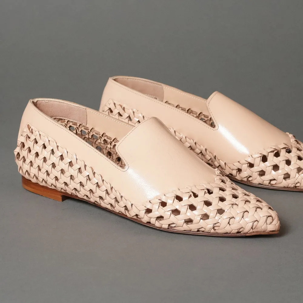 Lorena paggi 31203| Flats