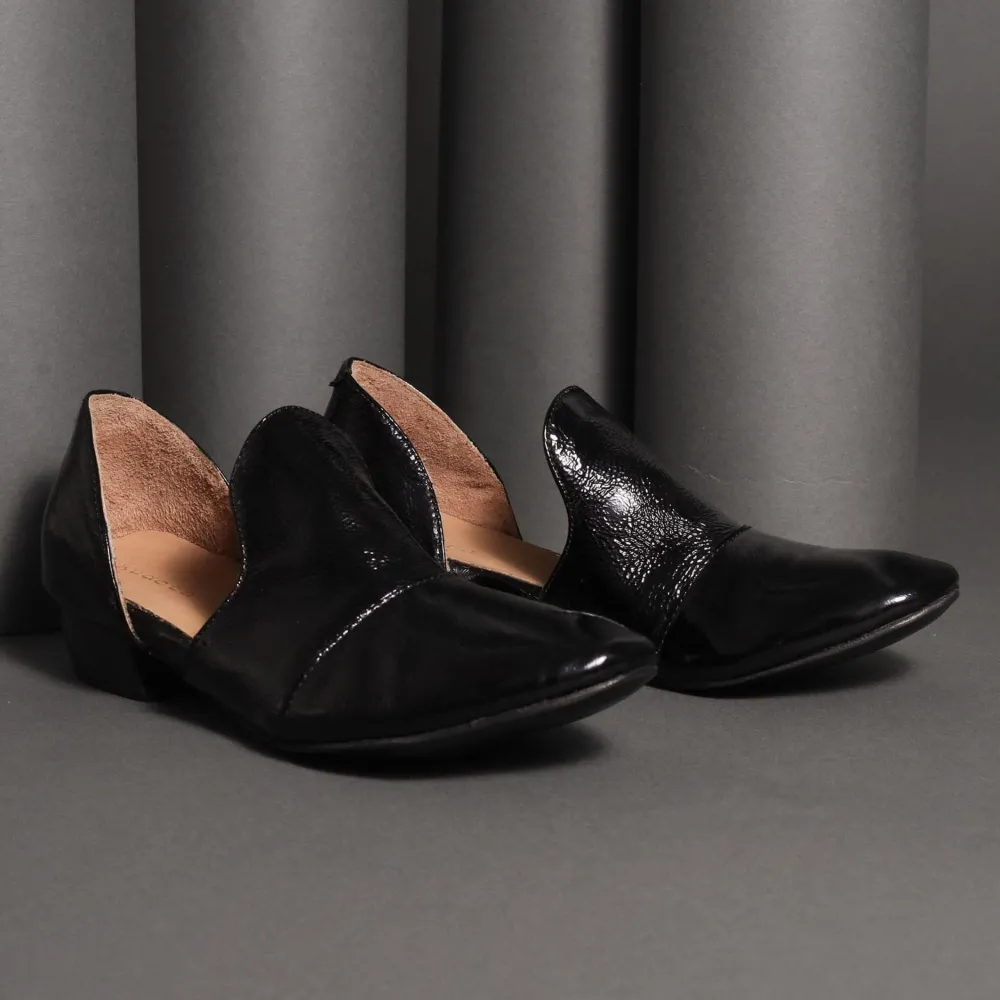 Kudeta 913600 N| Flats