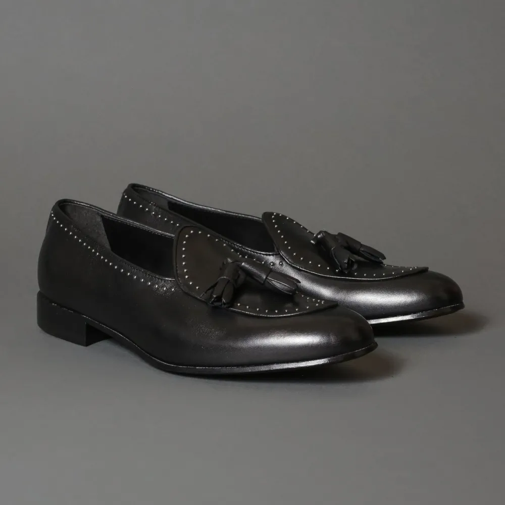 Conflict For Interest M22| Loafers